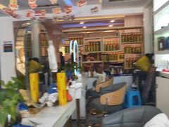 -霸王茶姬(南强街店)