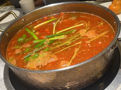 -野山舂·贵州现舂酸汤牛肉(民生路店)