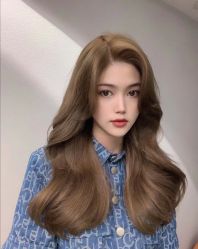 -变画·发型STUDIO