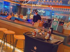 -星巴克臻选(上海合生汇1F店)