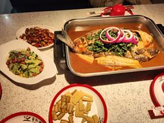 -蜀渔港·鱼缸烤鱼店(华山珑城店)