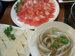 -重庆小天鹅(英雄山路店)