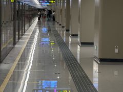 -新南门(地铁站)