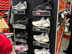 -NIKE上海青浦优选体验店