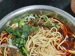 -薛记襄阳香辣牛肉面(平安路店)