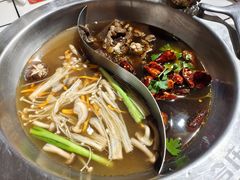 -喜悦小串丹东小黄牛海鲜烧烤大排档(民主广场店)