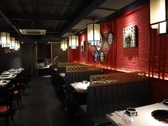 卡座-京韵胡同·酱香羊蝎子火锅涮肉(长寿路店)