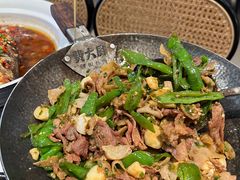 -费大厨辣椒炒肉(黄兴中心广场店)