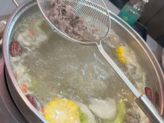 -官塘陈记鱼生·潮汕砂锅粥·牛肉火锅(潮枫路总店)