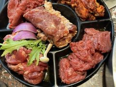 -啊美丽炭火烤肉(滑翔一店)