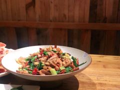 -老滇山寨•云南特色菜•地方菜•民族风情歌舞表演(金碧店)