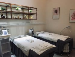 -MIDA蜜哒•科技逆龄美肤连锁