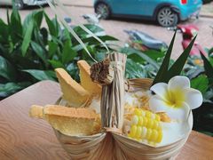 香水椰子冰沙-婉泰·特色小吃·舂鸡脚(告庄二店)