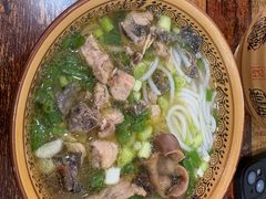 -正宗李家土鸡米线店