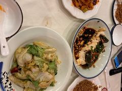 -鑫巴蜀小镇 · 水煮鱼专研店(玉桥店)