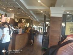 -麦当劳(郑州东高铁站店)