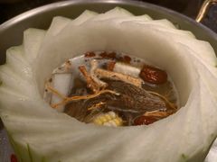 -得意咚瓜·顺德鱼生·冬瓜火锅(深圳首店)