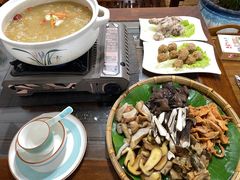 -阿鹏故事云南野生菌火锅(人民路店)
