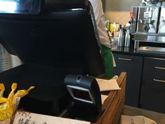 -星巴克臻选(上海长风大悦城店)