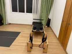 -依灵瑜伽普拉提连锁