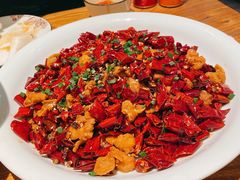 辣子鸡丁-壹零捌道·北京烤鸭(车公庄店)