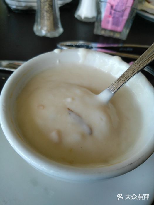 Swiss Louis Italian & Seafood Restaurant奶油蛤蜊汤图片