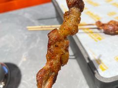 -威记烧嘢·南宁烧烤·超级生牛(绿地店)