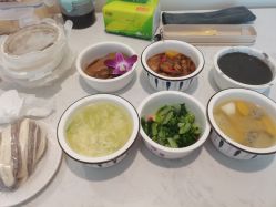 -爱陪伴一对一月子中心(融侨店)