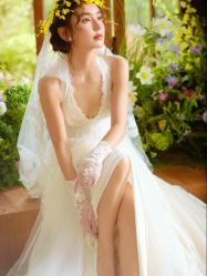 -雪中彩影婚纱摄影·微光艺术中心