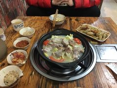 -阿婆情腊排骨火锅(金虹路店)