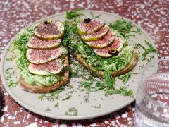 无花果手撕鸡肉tapas-Toris(LuOne凯德晶萃广场店)