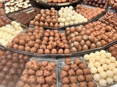 -Laderach 莱德拉(上海环贸iapm店)