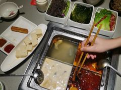 -海底捞火锅(关山保利店)