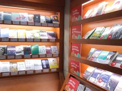 -西西弗书店&矢量咖啡(壹方购物中心店)