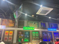 -马路牙子烧烤音乐酒馆(望京店)