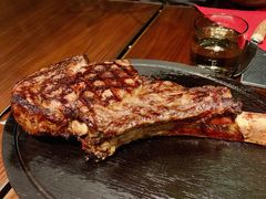 -恰餐厅及酒吧 CHAR Bar & Grill (北京丽都皇冠假日店)