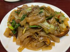 牛肉丝炒河粉-古早人小吃店(黄河北路店)