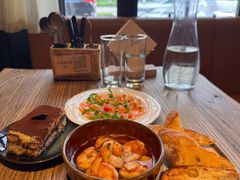 -Common Table · Brunch & Coffee