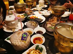 餐具摆设-半岛翡丽海鲜自助餐厅(观风亭店)