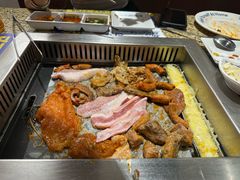 -阿亲家·韩式无限烤肉(花果园店)