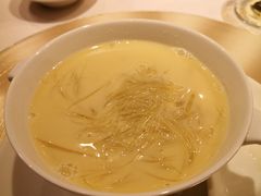 浓火明汤鸡翅煲-利苑酒家(华熙国际店)