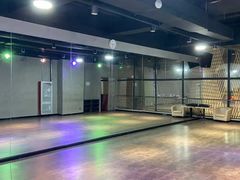 -零下舞度·街舞连锁机构(万科中心店)