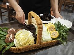 -常赢三兄弟·清真涮肉·清真炒菜(朝阳新城店)