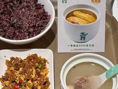 -老乡鸡(融科天地店)