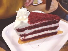 鲜奶红丝绒糕-焙丽拾光(麦凯乐直营店)