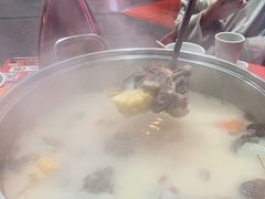 -龙巢盱眙龙虾·牛蛙·烧烤宵夜(八卦岭店)