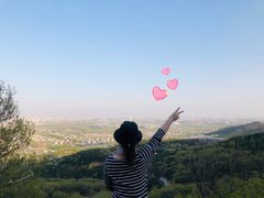 -鬼笑石后山停车场