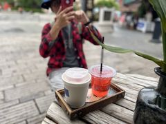 -树下咖啡(昆明老街店)