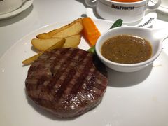 -斗牛士牛排餐厅(嘉里汇店)