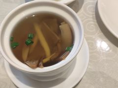 -国人川菜(李家村建东街店)